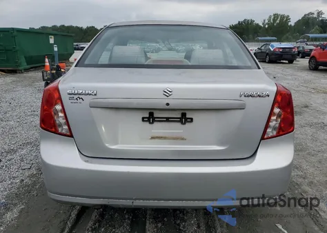2005 Suzuki Forenza S из США, поврежденный, VIN KL5JD56Z25K204490